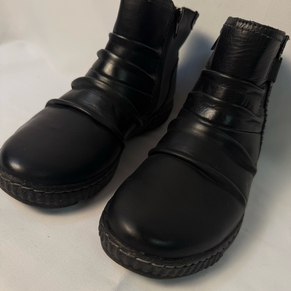 Clarks Women Caroline Orchid Ankle Boots Black Casual Leather Outdoor Husk-Fleck - Picture 10 of 15